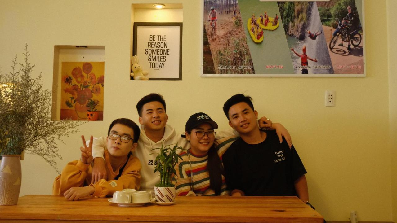 Dora Hostel Dalat Exteriör bild